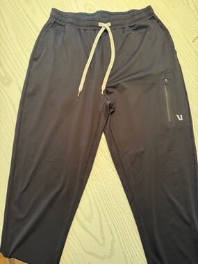Vuori Black Jogger Pants with Contrast Drawstring